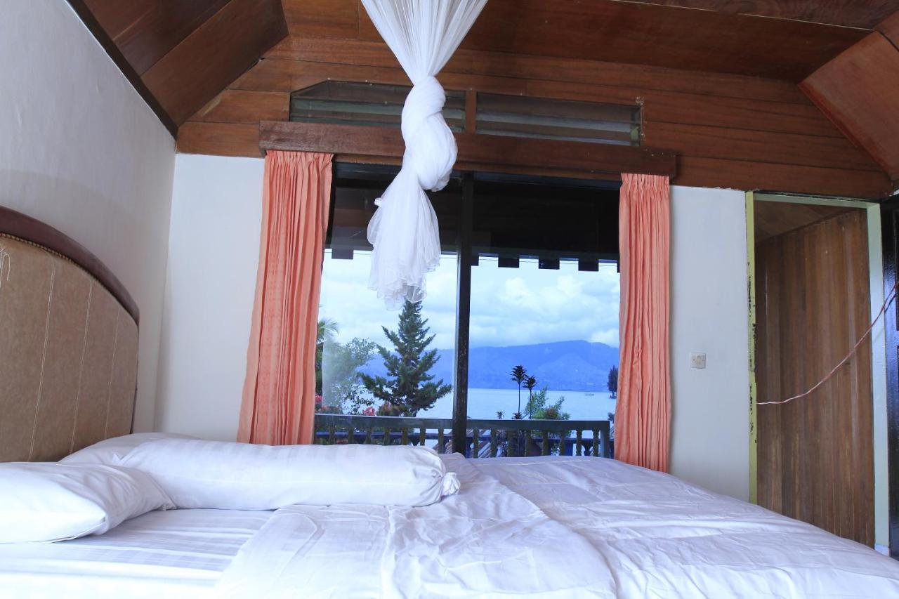 Sony Cottage Samosir Island Exterior photo